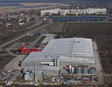 Re-roofing Coca Cola production plant in Rostov, Russia